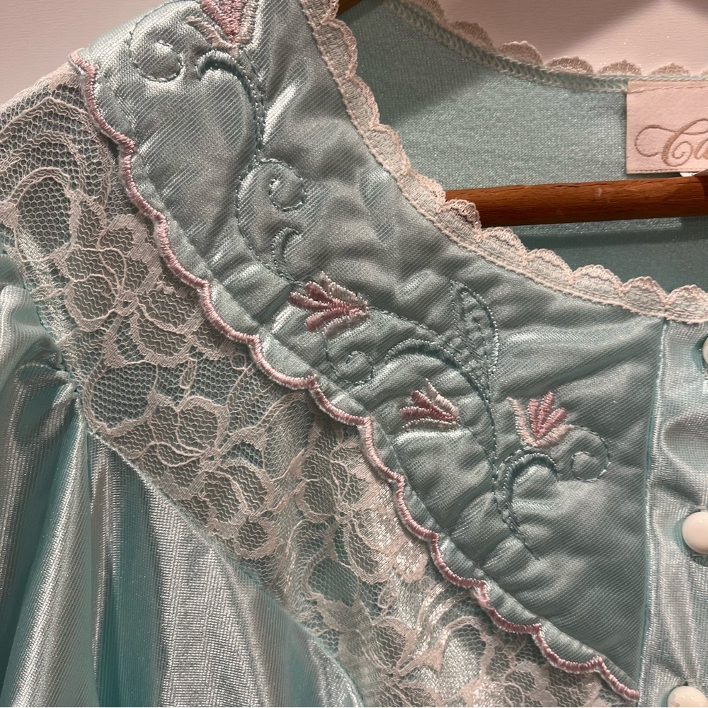 Vintage Cachet By SEARS Lingerie Nightgown Sz Small Quilted Lace Satin & Pearls